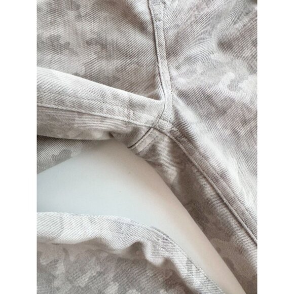 SPANX Jeanish Stone Wash Camo Cropped Skinny Legging Jeans, Size S - Picture 5 of 13